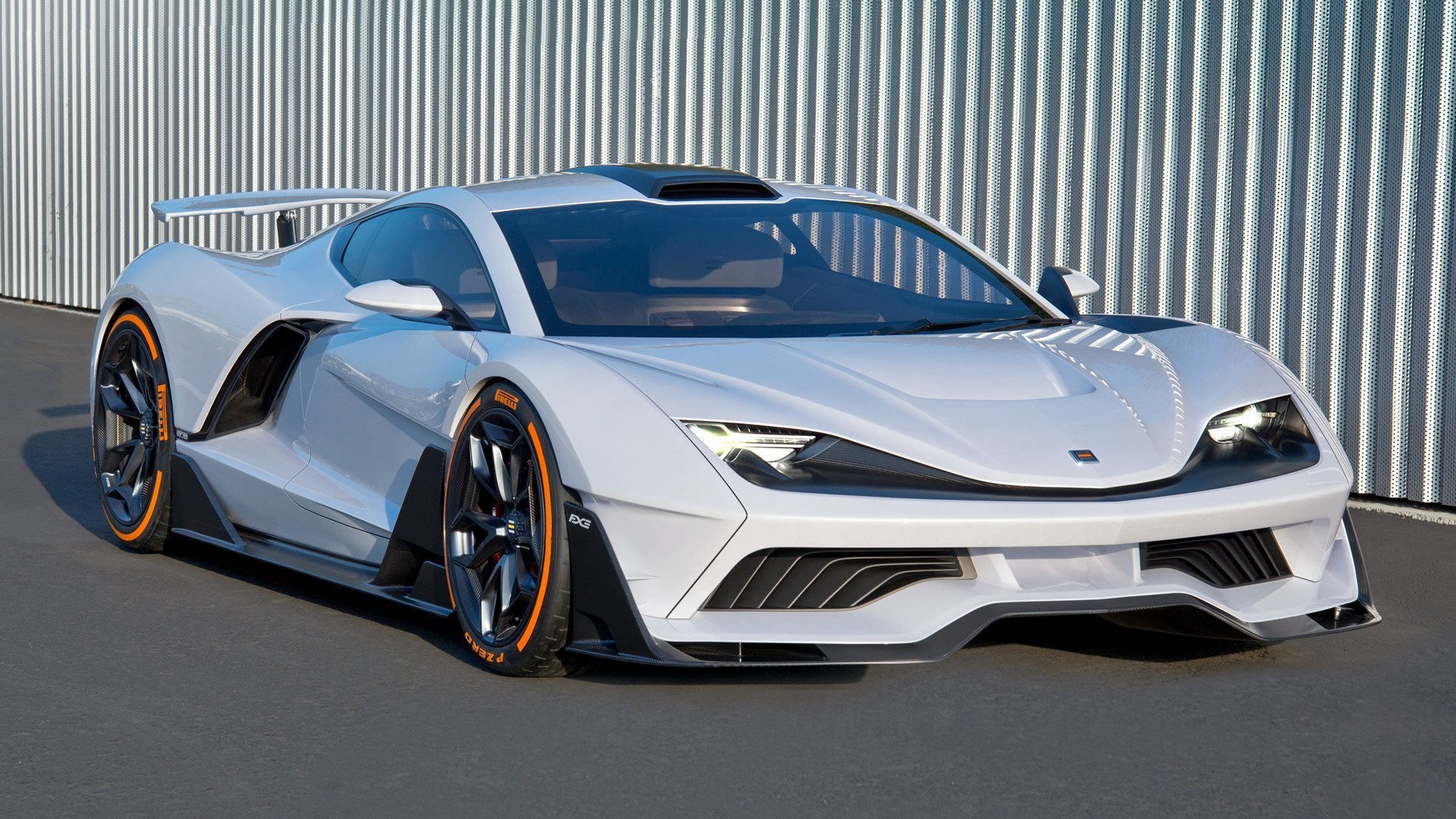 英超青训教练与一线教练接班机制对比分析,英超教练团队的构成